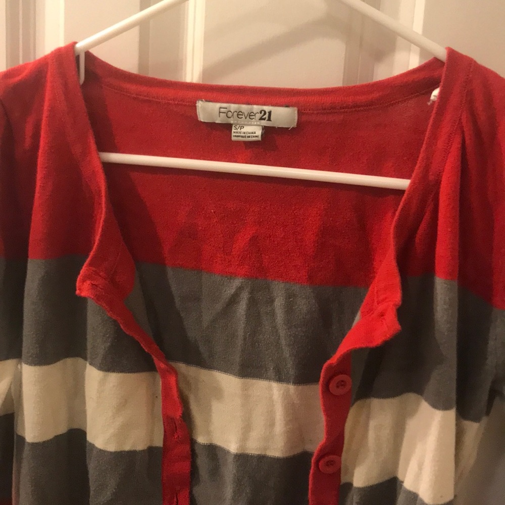 Cardigan - Picture 2 of 4